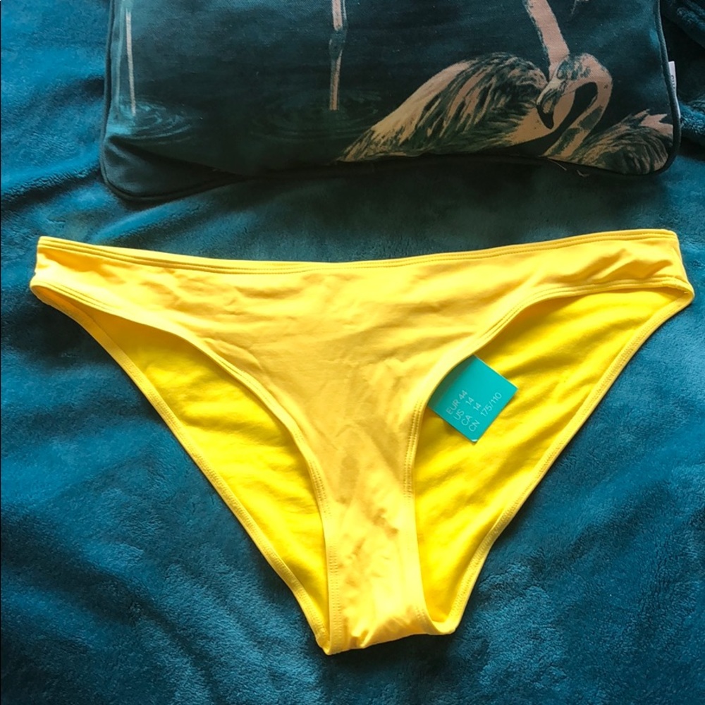 H&M Bikini Bottoms